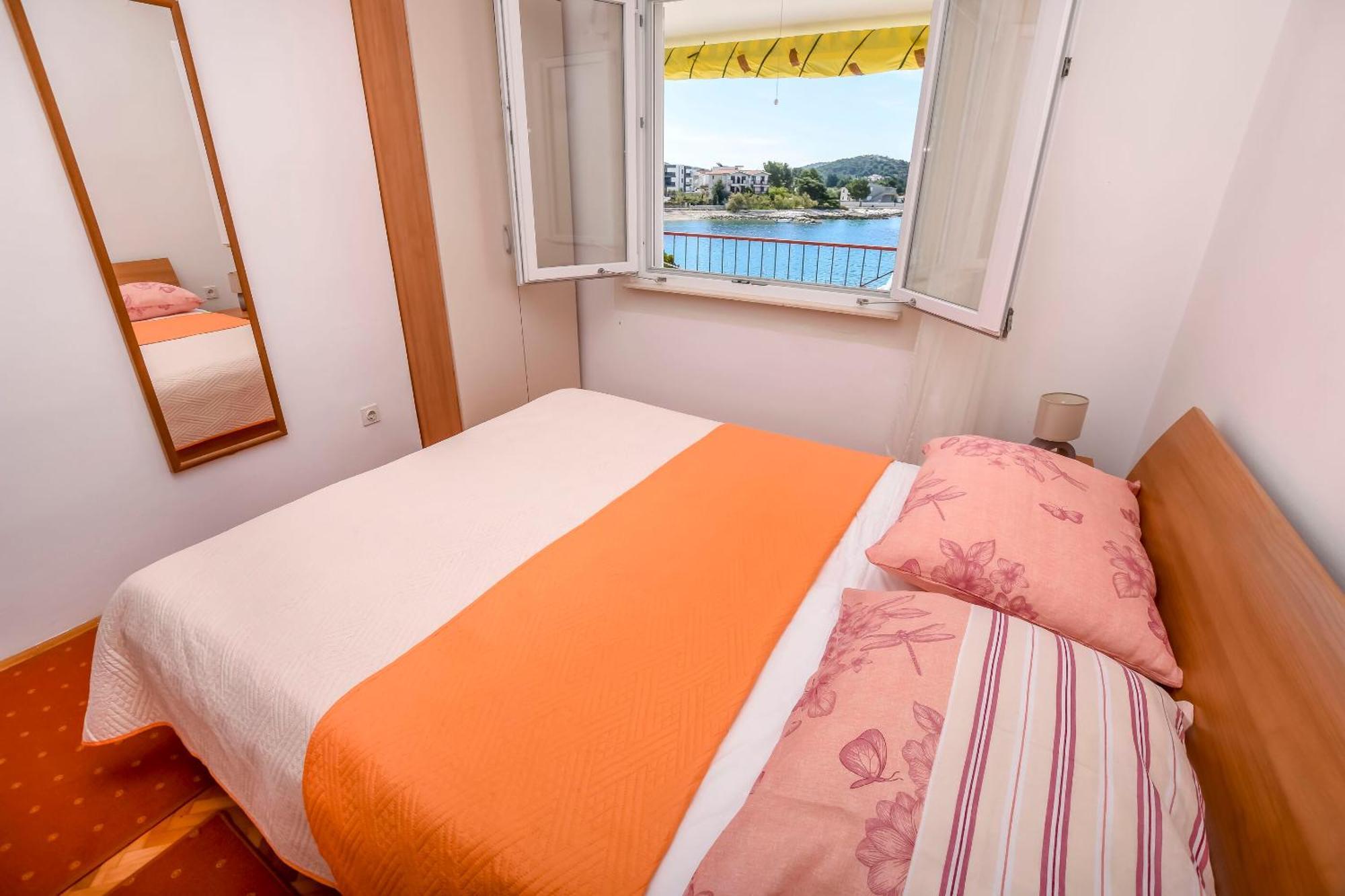 Apartments Zivana Rogoznica  Bagian luar foto